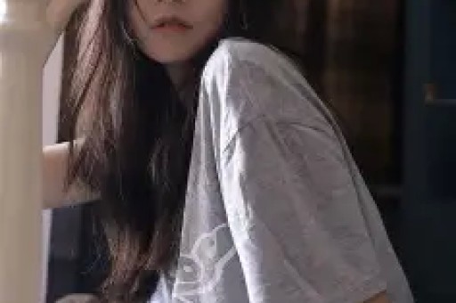 彻底社死 ！女生白嫖外卖海外播放量超2000万 长相斯文清秀 已被停职